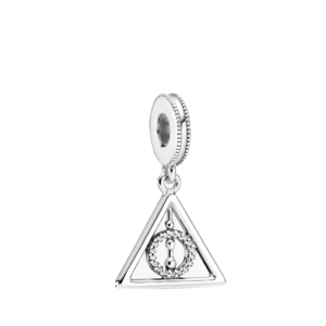 Charm Reliquias